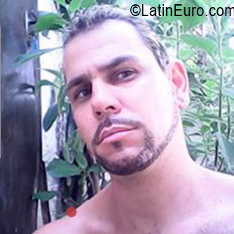 Date this hot Brazil man Dominador from Rio De Janeiro BR9751