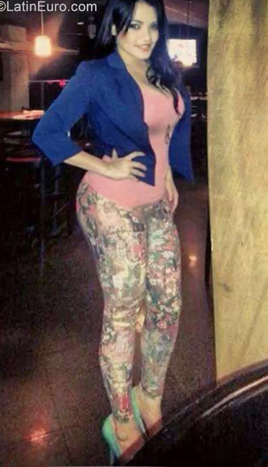 Date this delightful Honduras girl Amy from San Pedro Sula HN2275