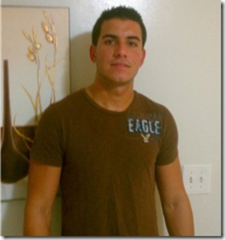 Date this young Colombia man Alejandro cante from Bogota CO19664