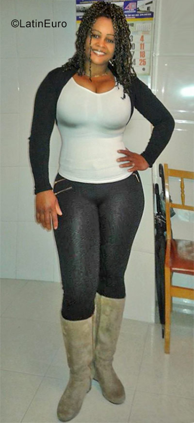 Date this hot Spain girl Martina from Sabadell ES350
