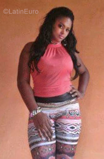 Date this exotic Jamaica girl Ana7824721 from Montego Bay JM2365