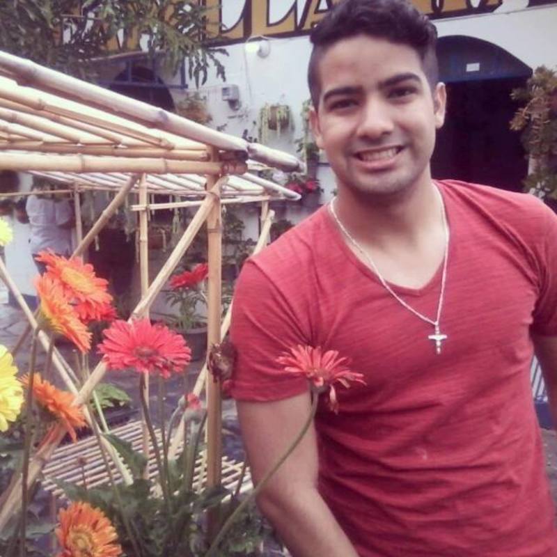 Date this hot Colombia man Gabriel from Los Angeles CO19744