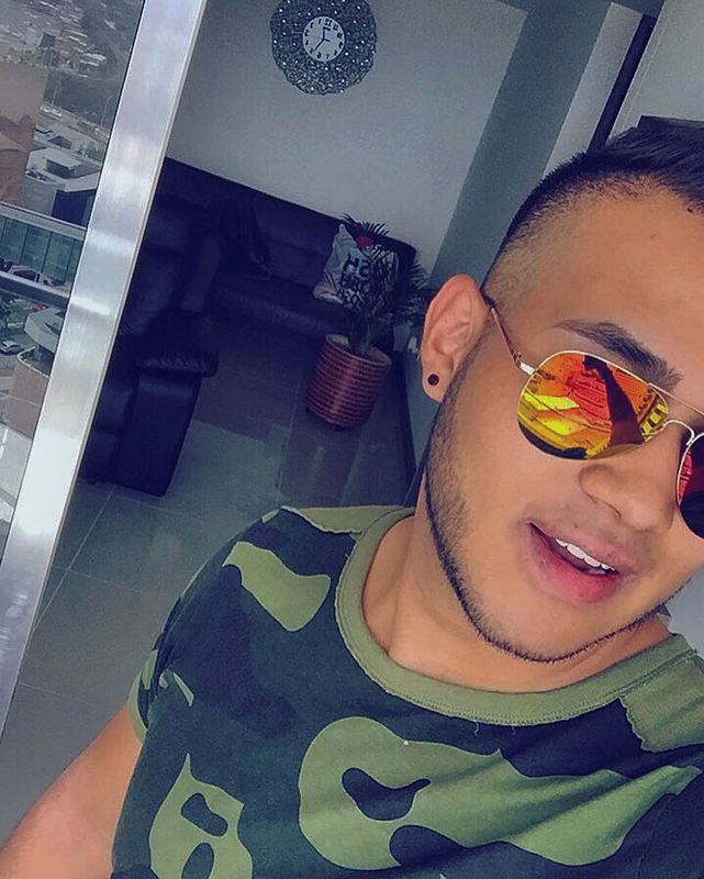 Date this lovely Colombia man Mateo from Medellin CO19851