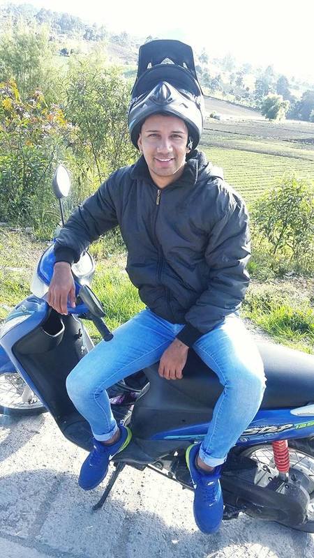 Date this foxy Colombia man Daniel from Bogota CO19936