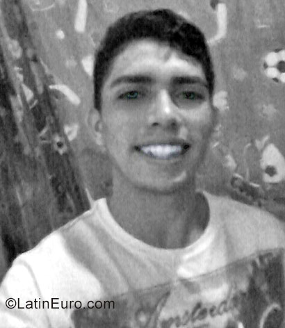 Date this delightful Brazil man Kevin from Sobral BR9931