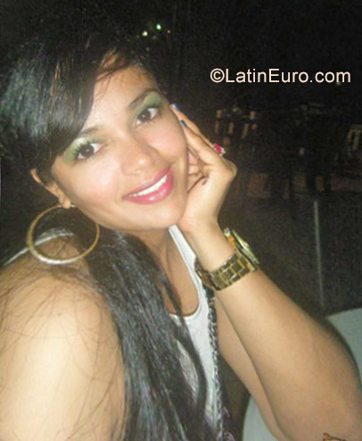 Date this exotic Dominican Republic girl Vanelva from San Francisco De Macoris DO29887