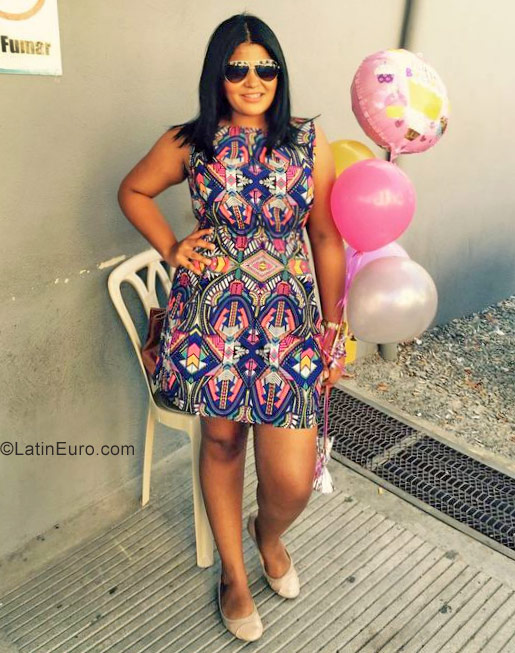 Date this hard body Canada girl Christie05 from Brantford CA758