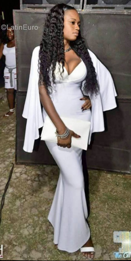 Date this happy Jamaica girl Nicola from Kingston JM2508