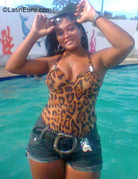 Date this stunning Brazil girl Rosangela from Recife BR10266