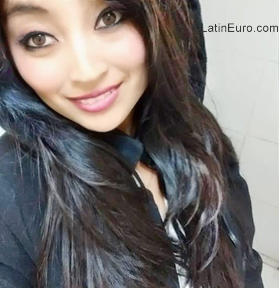Date this tall Peru girl Marlin from Lima PE1145