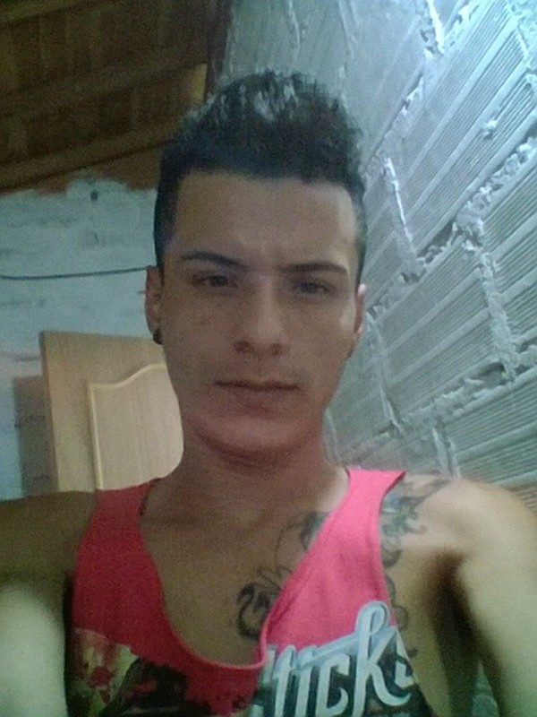 Date this gorgeous Colombia man Claudio from Medellin CO22837