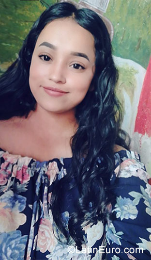 Date this delightful Mexico girl Mireya from San Luis Potosi MX1559