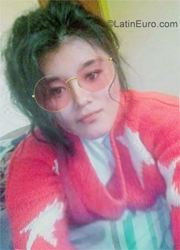 Date this sensual Peru girl Leim from Tacna PE1257