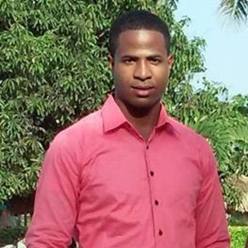 Date this foxy Dominican Republic man Francisco de la from Hato Mayoy DO32404