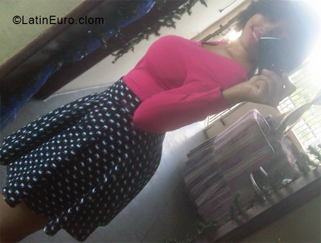 Date this charming Peru girl Stephanie from Trujillo PE1287