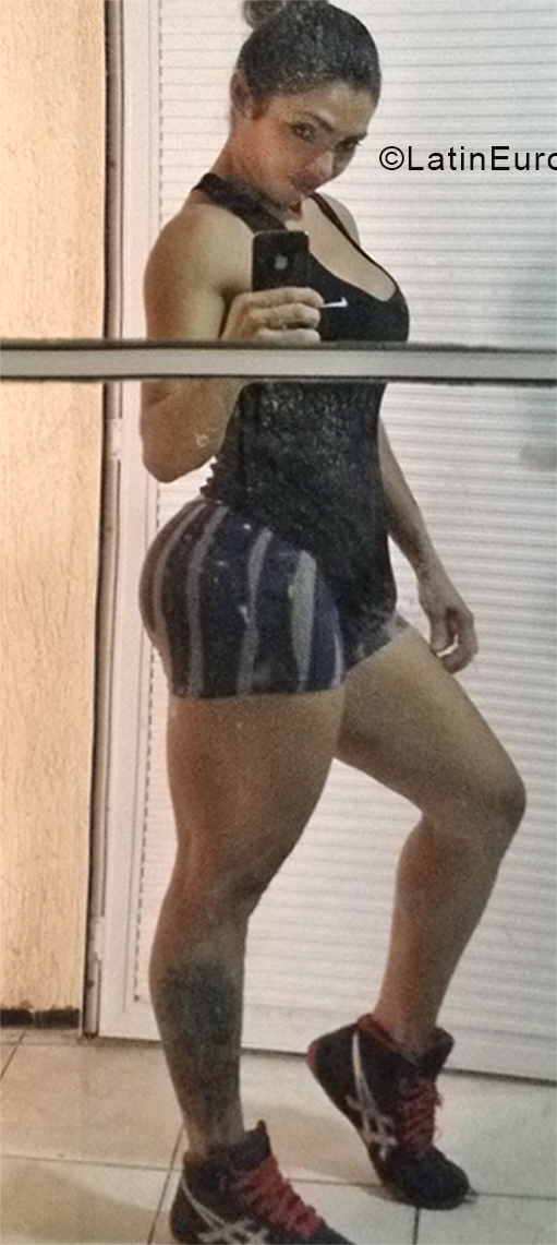 Date this attractive Brazil girl Silvania from Fortaleza BR10602