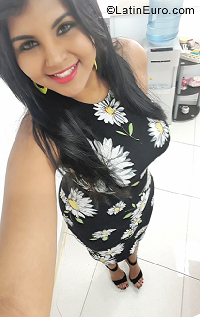 Date this lovely Panama girl Lia from Panama City PA1132