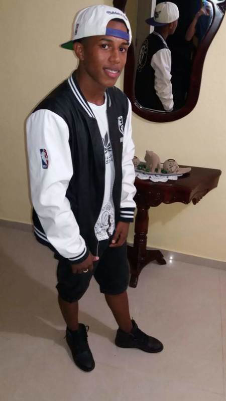 Date this pretty Dominican Republic man Bryant from Santo Domingo DO33260