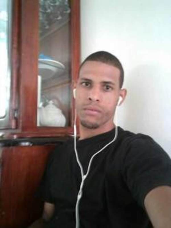 Date this fun Dominican Republic man Estarlin from La Vega DO33566