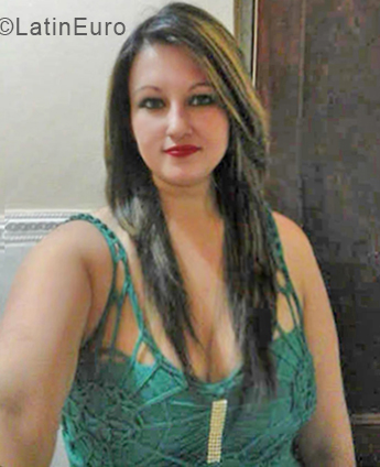 Date this stunning Honduras girl Claudia from San Pedro Sula HN2938