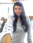 athletic Colombia girl Astrid from Bogota CO31554