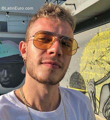 Date this stunning Brazil man Bruno from São Paulo BR10765