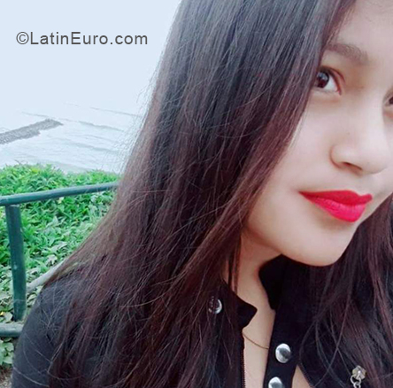 Date this hard body Peru girl Leticia from Trujillo PE1352
