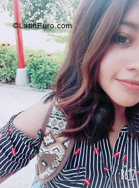 Date this beautiful Peru girl Kathalyna from Tacna PE1366