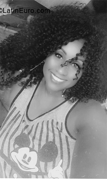 Date this delightful Brazil girl Ciara from Rio De Janeiro BR10811