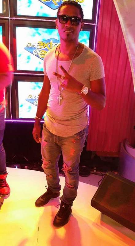 Date this young Dominican Republic man Oniel from Santo Domingo DO34696