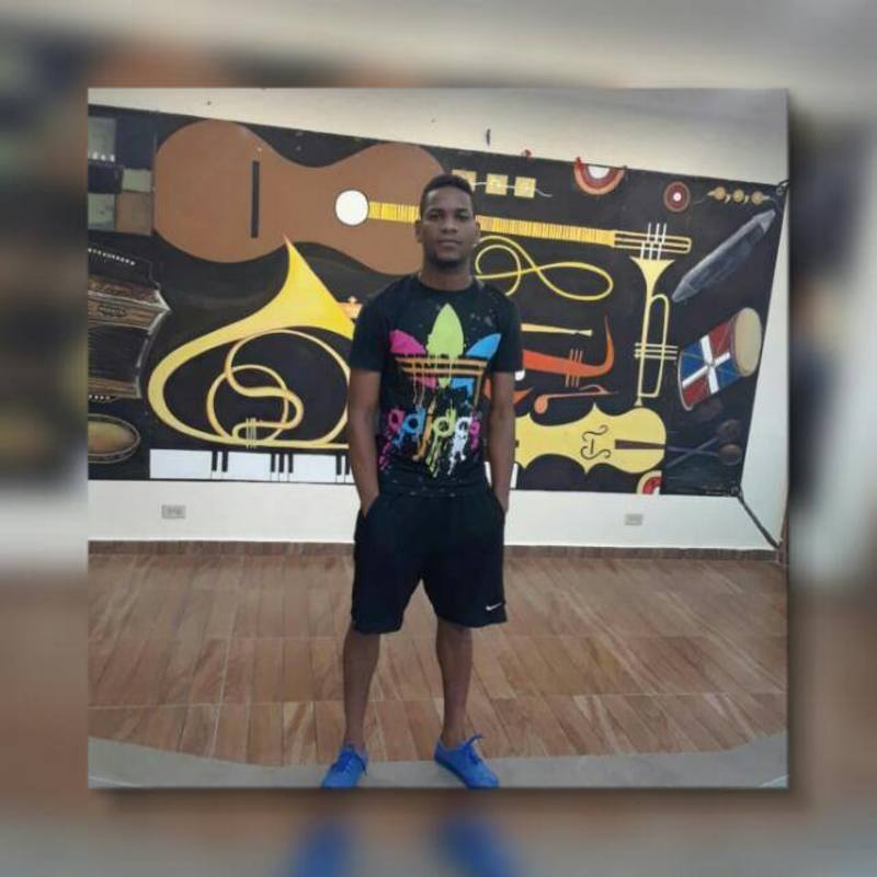 Date this georgeous Dominican Republic man Robert from San Pedro DO34735