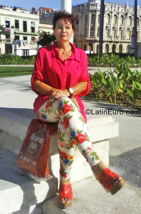 Date this sensual Cuba girl Yamilet Hernnde from La Habana CU516