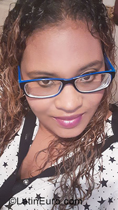 Date this exotic Dominican Republic girl Yoa from San Cristobal DO34973