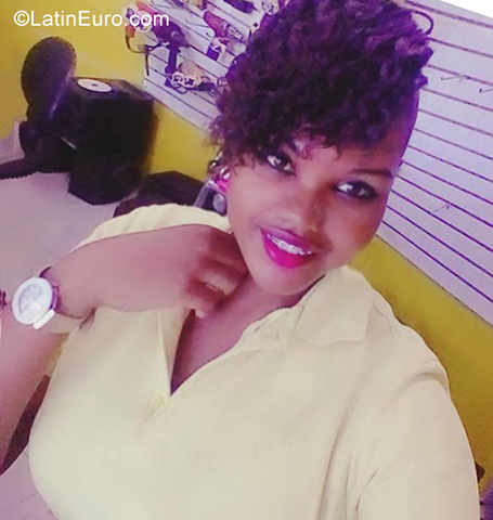 Date this sensual Panama girl Lilibeth from Panama PA1154