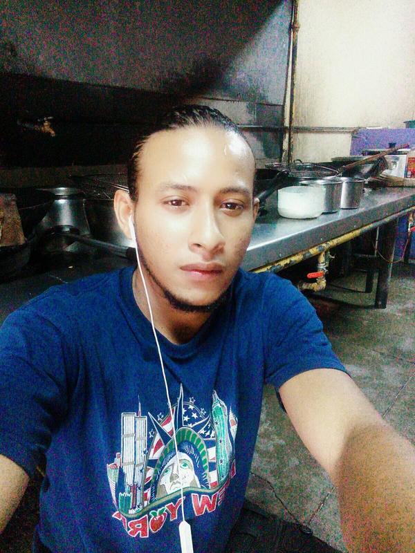 Date this attractive Honduras man Romario from Tegucigalpa HN2656