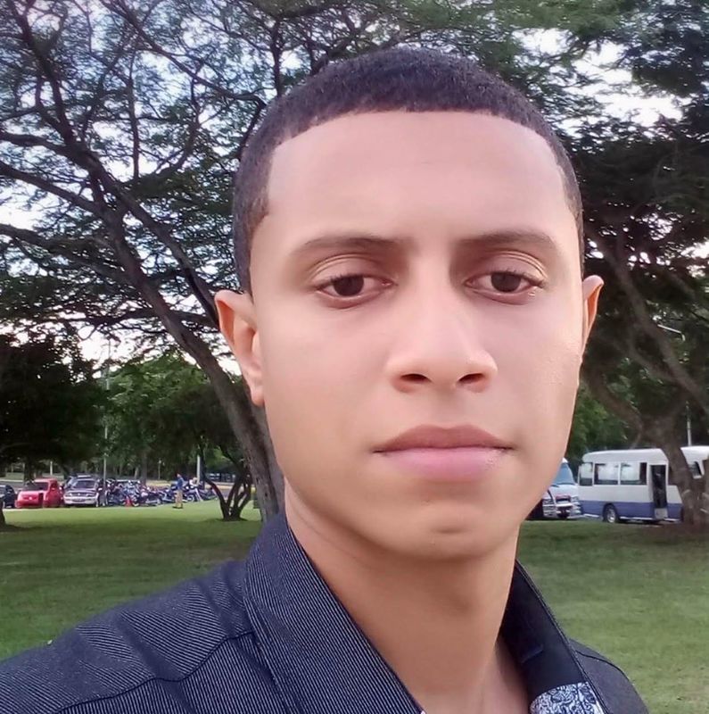 Date this stunning Dominican Republic man Carls from Santiago DO35431