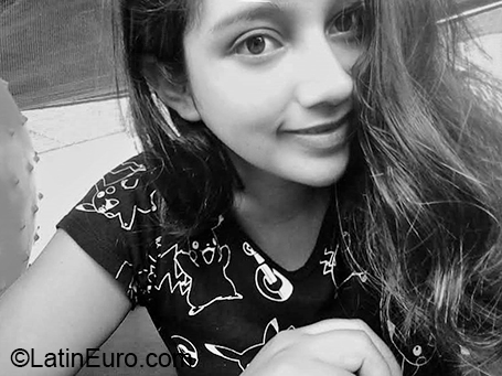 Date this foxy Peru girl Leticia from Trujillo PE1430