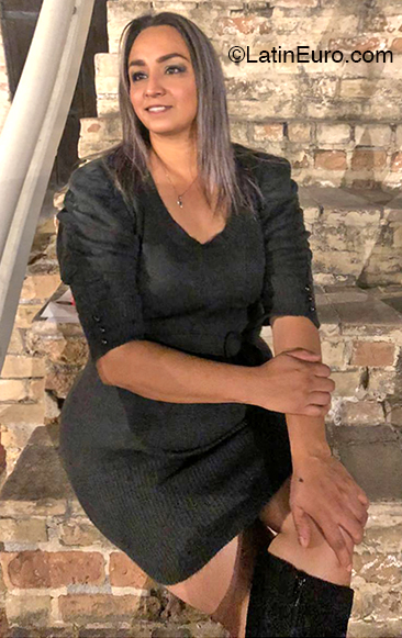 Date this beautiful Mexico girl Connie from Matamoros MX1689