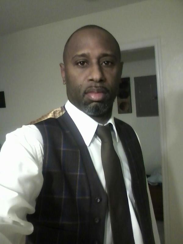 Date this georgeous United States man Blessboy from Hutchins US20353