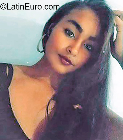 Date this lovely Brazil girl Welen from Belo Horizonte BR10942