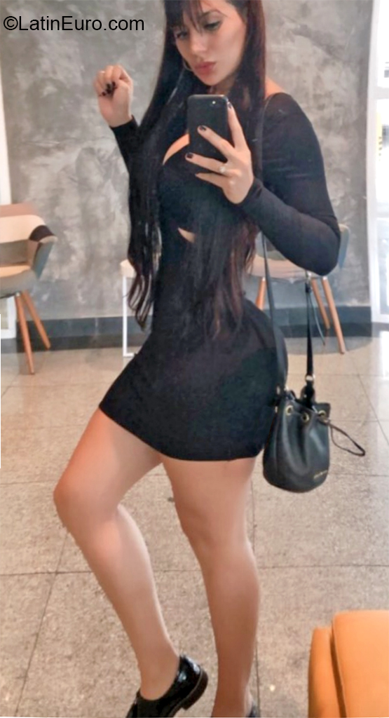 Date this foxy Colombia girl Maria from Panama City CO26208