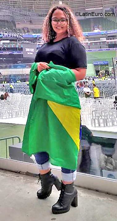 Date this happy Brazil girl Lizi from Belem BR10959
