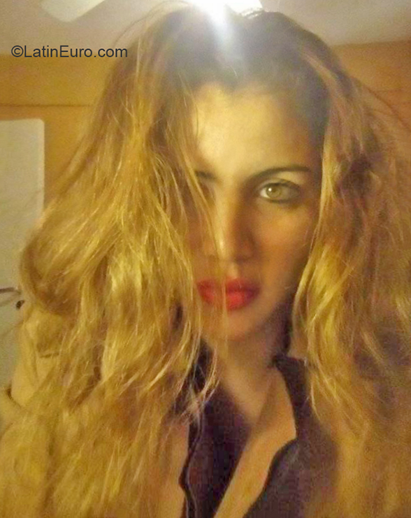 Date this fun Argentina girl Tamara from Buenos Aires AR272
