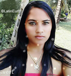 funny Cuba girl Maydelis from Bayamo CU632