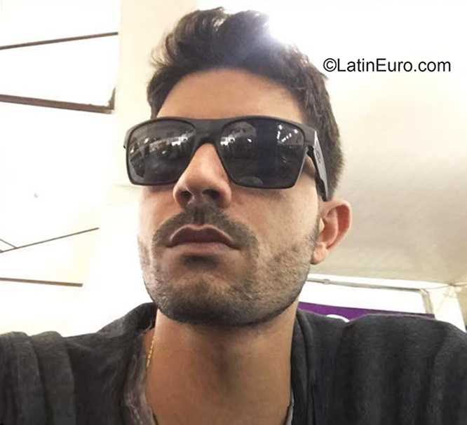 Date this stunning Brazil man Felipe from Primavera do Leste BR10994