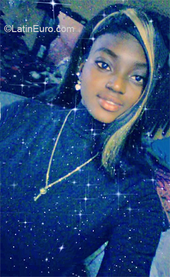 Date this athletic Dominican Republic girl Yohanna from Barahona DO37072