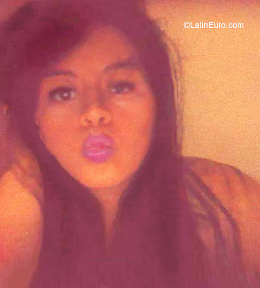 Date this sensual Peru girl Claudia from Chicayo PE1483