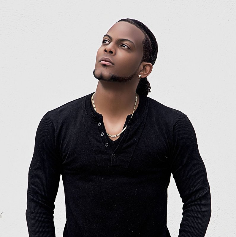 Date this happy Dominican Republic man Misael from Santo Domingo DO37323