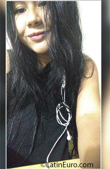 Date this beautiful Peru girl Hayana from Lima PE1524