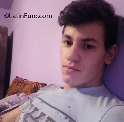 Date this good-looking Panama man Ranel from Panama City PA1191